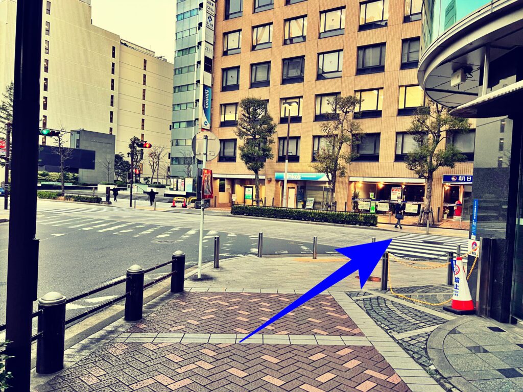 横浜ベイシェラトン コンビニ